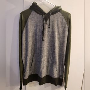 American Eagle Mens Large Gray/Green Hoodie